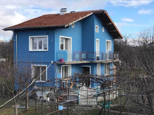 Къща в с. Долни Раковец, Област Перник - 104 кв.м за 1385 €/кв.м - Снимка #1