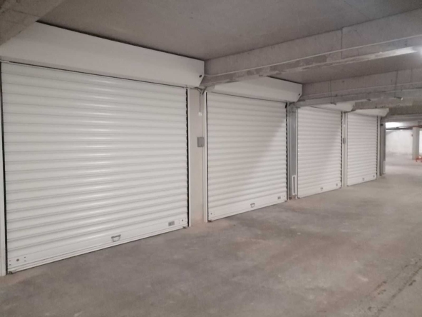 Гараж / Паркомясто в Пловдив, Въстанически - 31 кв.м за 617 €/кв.м - Снимка #1