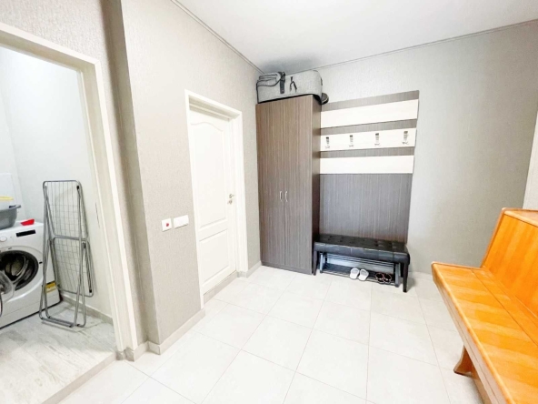 Двустаен апартамент в София, Разсадника - 60 кв.м за 1377 €/кв.м - Снимка #1