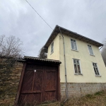 Къща в с. Колишовци, Област Габрово - 170 кв.м за 60 €/кв.м - Снимка #1