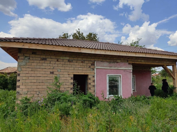 Къща в с. Росеново, Област Добрич - 65 кв.м за 365 €/кв.м - Снимка #1