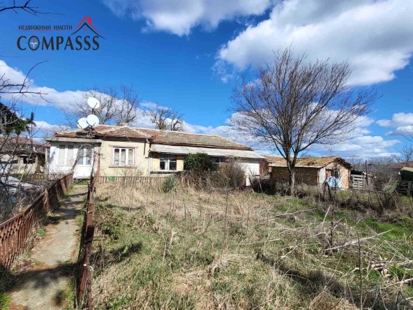 Къща в с. Пчелино, Област Добрич - 115 кв.м за 111 €/кв.м - Снимка #1