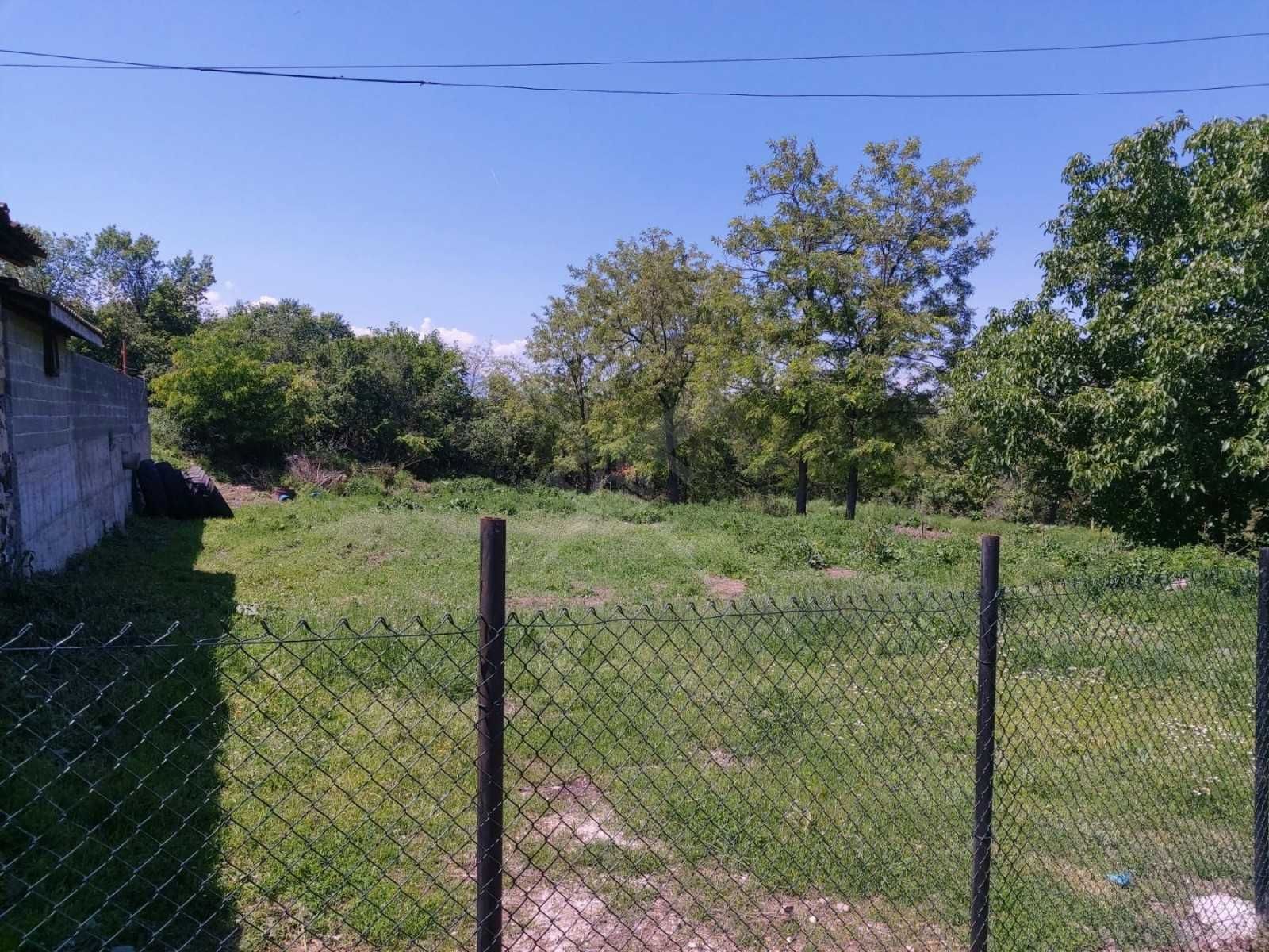 Парцел в с. Брягово, Област Пловдив - 730 кв.м за 5 €/кв.м - Снимка #1