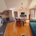 Дава се под наем Четиристаен апартамент в к.к. Св.Св. Константин и Елена - 120 кв.м за 1200 € - Снимка #1