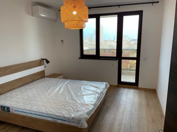 Дава се под наем Тристаен апартамент в София, Център - 85 кв.м за 663 € - Снимка #1