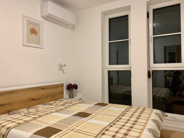 Дава се под наем Двустаен апартамент в София, Надежда 3 - 55 кв.м за 459 € - Снимка #1