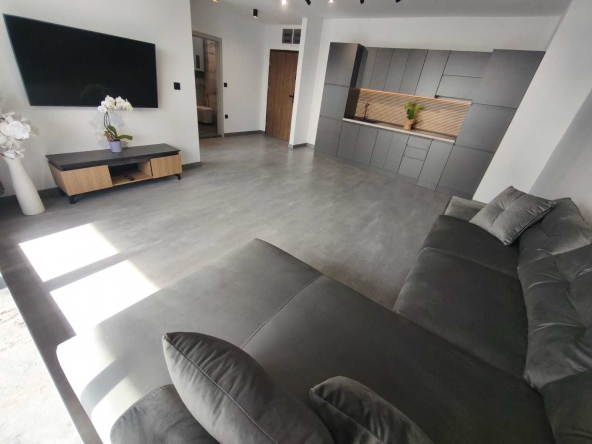 Двустаен апартамент в Варна, Трошево - 80 кв.м за 1272 €/кв.м - Снимка #1