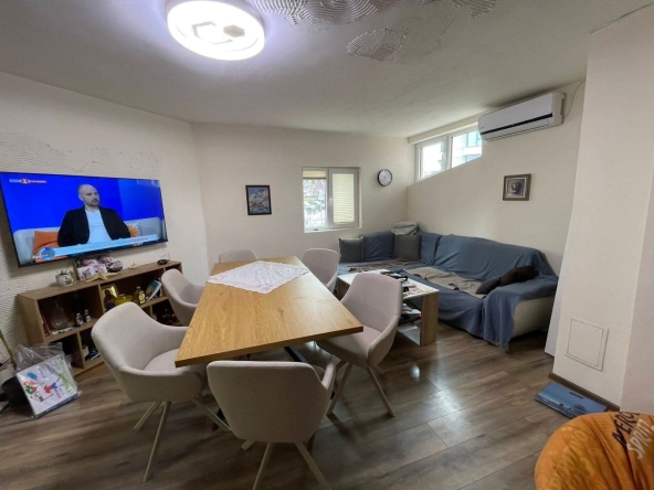 Дава се под наем Тристаен апартамент в София, Младост 2 - 100 кв.м за 727.77 € - Снимка #1