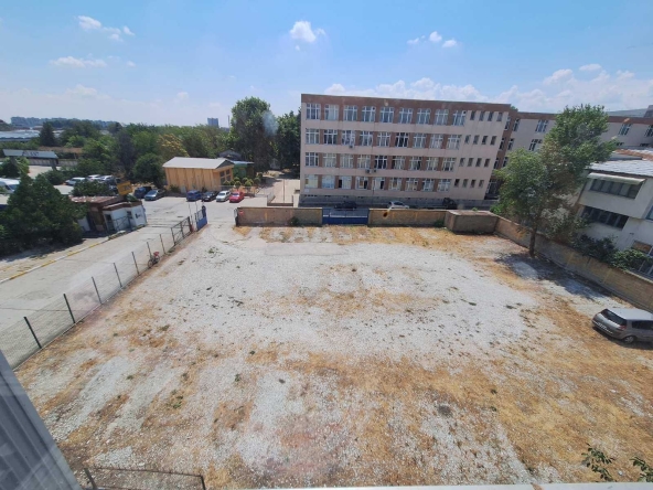 Дава се под наем Парцел в Пловдив, Беломорски - 1235 кв.м за 1246.44 € - Снимка #1
