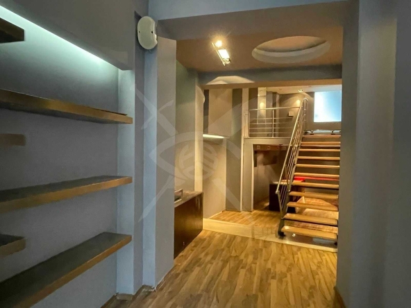 Магазин в Пловдив, Център - 151 кв.м за 878 €/кв.м - Снимка #1