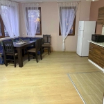 Дава се под наем Тристаен апартамент в Варна, Център - 86 кв.м за 498.27 € - Снимка #1