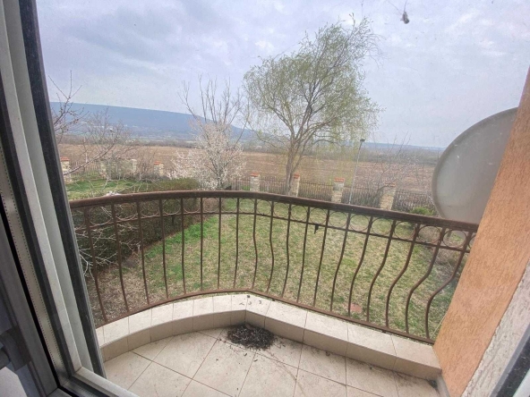 Къща в с. Рогачево, Област Добрич - 90 кв.м за 757 €/кв.м - Снимка #1