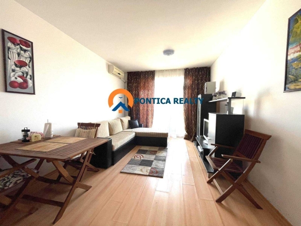 Двустаен апартамент в к.к. Слънчев бряг - 50 кв.м за 510 €/кв.м - Снимка #1