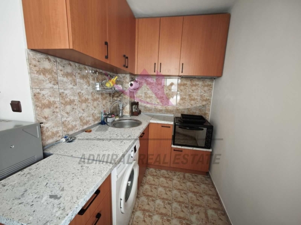 Дава се под наем Двустаен апартамент в Варна, Бриз - 65 кв.м за 398.82 € - Снимка #1