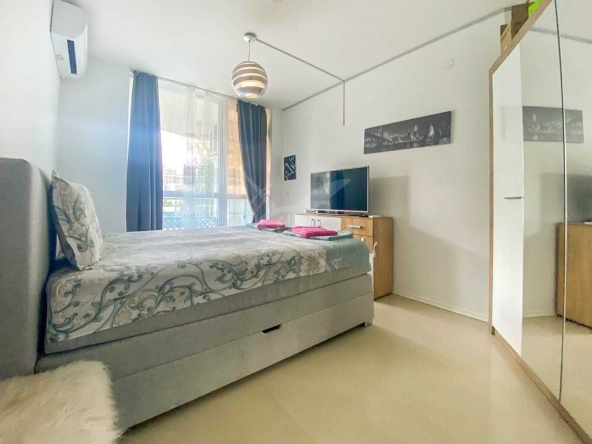 Тристаен апартамент в Бургас, Сарафово - 85 кв.м за 1589 €/кв.м - Снимка #1