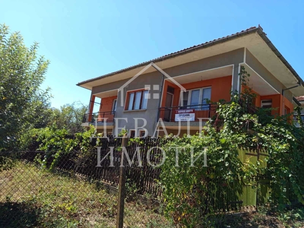 Къща в Стражица - 240 кв.м за 209 €/кв.м - Снимка #1