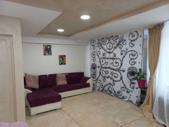 Дава се под наем Едностаен апартамент в София, Център - 40 кв.м за 448.8 € - Снимка #1