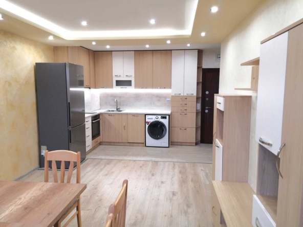 Дава се под наем Двустаен апартамент в София, Обеля 1 - 64 кв.м за 498.27 € - Снимка #1