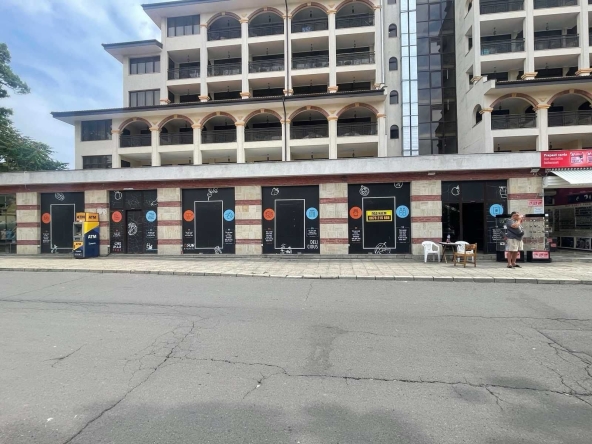 Дава се под наем Магазин в к.к. Слънчев бряг - 26 кв.м за 4587.96 € - Снимка #1
