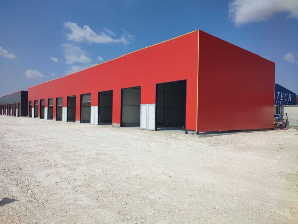 Дава се под наем Промишлена сграда в Варна, Метро - 1200 кв.м за 8160 € - Снимка #1