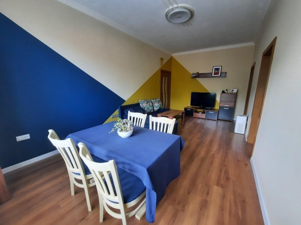Дава се под наем Тристаен апартамент в София, Център - 70 кв.м за 700 € - Снимка #1