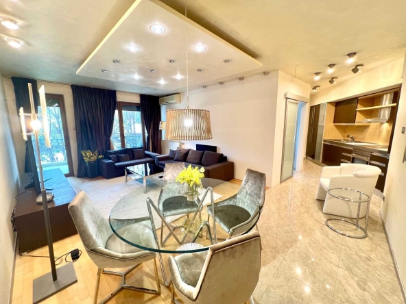 Дава се под наем Тристаен апартамент в София, Красно село - 100 кв.м за 518.67 € - Снимка #1