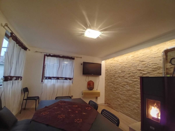 Къща в с. Баня, Област Пазарджик - 166 кв.м за 308 €/кв.м - Снимка #1