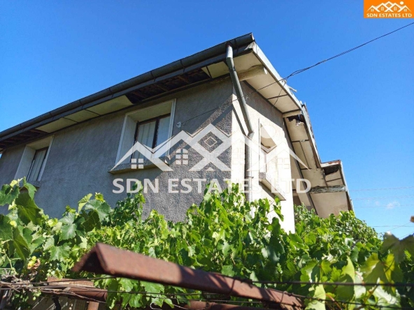 Къща в с. Копринка, Област Стара Загора - 150 кв.м за 340 €/кв.м - Снимка #1