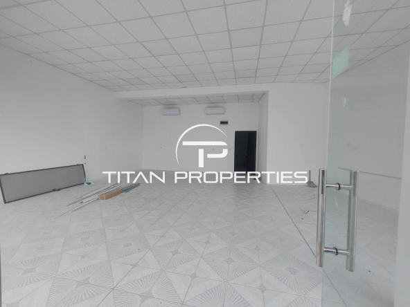 Дава се под наем Магазин в Несебър - 100 кв.м за 847.62 € - Снимка #1