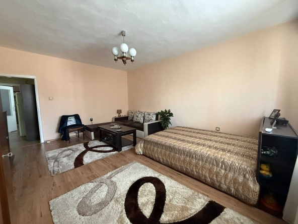 Двустаен апартамент в Габрово, Център - 81 кв.м за 560 €/кв.м - Снимка #1