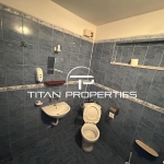 Дава се под наем Тристаен апартамент в Бургас, Център - 90 кв.м за 548.25 € - Снимка #1