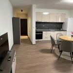 Дава се под наем Тристаен апартамент в Панагюрище - 80 кв.м за 378.93 € - Снимка #1