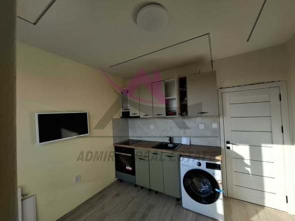 Дава се под наем Двустаен апартамент в Варна, Колхозен пазар - 43 кв.м за 448.8 € - Снимка #1