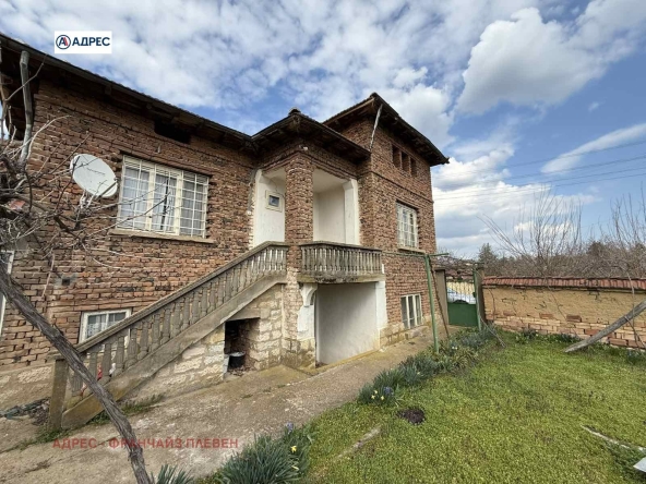 Къща в с. Асеновци, Област Плевен - 80 кв.м за 192 €/кв.м - Снимка #1