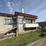 Къща в с. Присово, Област Велико Търново - 200 кв.м за 661 €/кв.м - Снимка #1