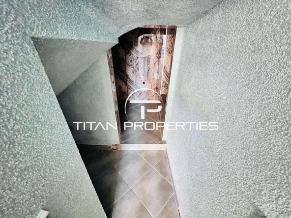 Дава се под наем Офис в Бургас, Възраждане - 40 кв.м за 448.8 € - Снимка #1