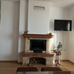 Дава се под наем Тристаен апартамент в Банско - 78 кв.м за 698.19 € - Снимка #1