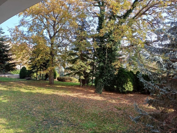 Двустаен апартамент в к.к. Златни пясъци - 101 кв.м за 772 €/кв.м - Снимка #1