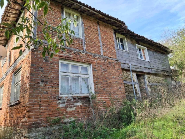 Къща в Бургас, Лазур - 150 кв.м за 167 €/кв.м - Снимка #1