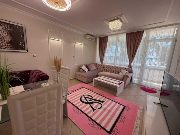 Тристаен апартамент в к.к. Слънчев бряг - 74 кв.м за 807 €/кв.м - Снимка #1