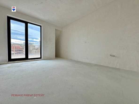 Ателие в Русе, Широк център - 53 кв.м за 722 €/кв.м - Снимка #1