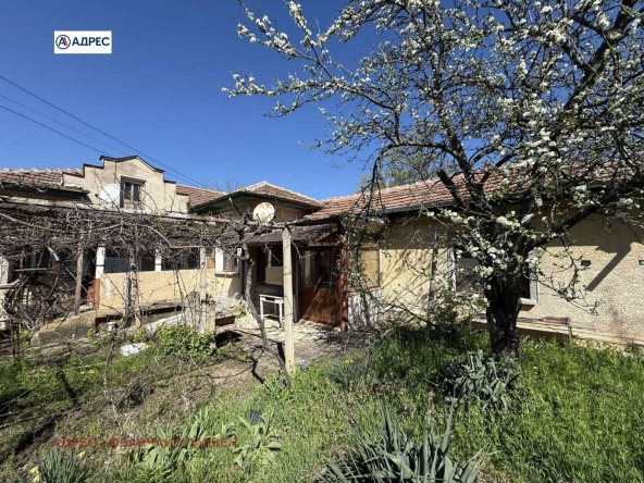 Къща в с. Крушуна, Област Ловеч - 120 кв.м за 204 €/кв.м - Снимка #1