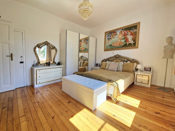 Тристаен апартамент в София, Докторски паметник - 110 кв.м за 2643 €/кв.м - Снимка #1