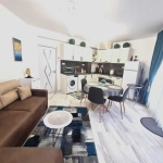 Дава се под наем Тристаен апартамент в Варна, Център - 80 кв.м за 887.4 € - Снимка #1