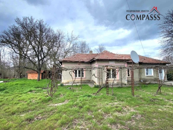 Къща в с. Равнец, Област Добрич - 127 кв.м за 76 €/кв.м - Снимка #1