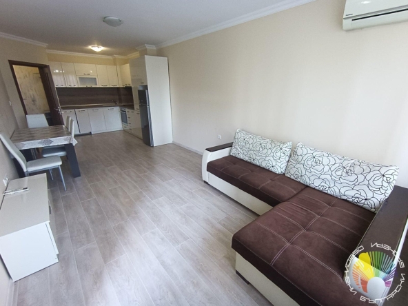 Дава се под наем Двустаен апартамент в Бургас, Славейков - 68 кв.м за 510 € - Снимка #1