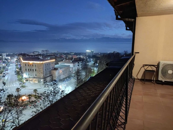 Дава се под наем Едностаен апартамент в Петрич - 60 кв.м за 388.62 € - Снимка #1