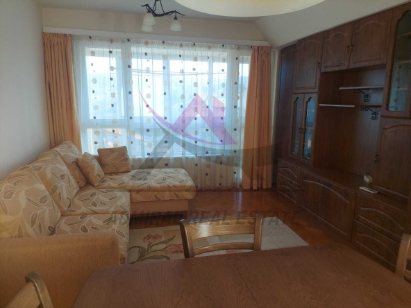 Дава се под наем Двустаен апартамент в Варна, Аспарухово - 65 кв.м за 378.93 € - Снимка #1