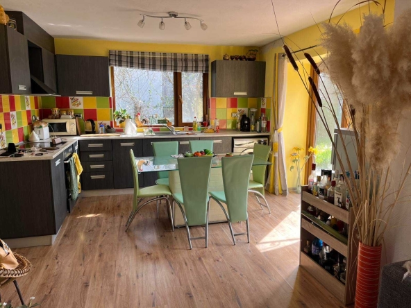 Къща в с. Габарево, Област Стара Загора - 150 кв.м за 476 €/кв.м - Снимка #1
