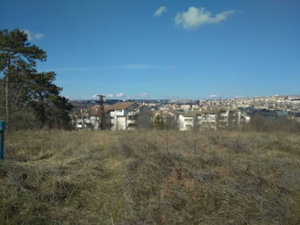 Парцел в Велико Търново, Зона Б - 3964 кв.м за 61 €/кв.м - Снимка #1